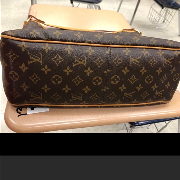 Authentic Delightful MM - Picture 5 of 17